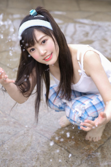 大胸美女
